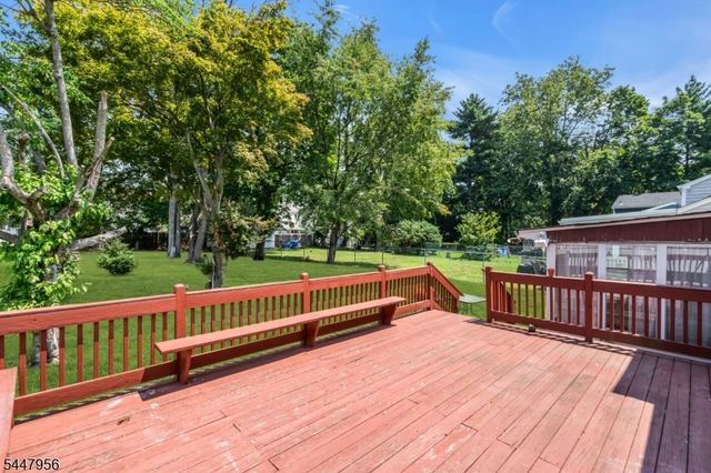 757 River Rd, Rahway City, NJ 07065