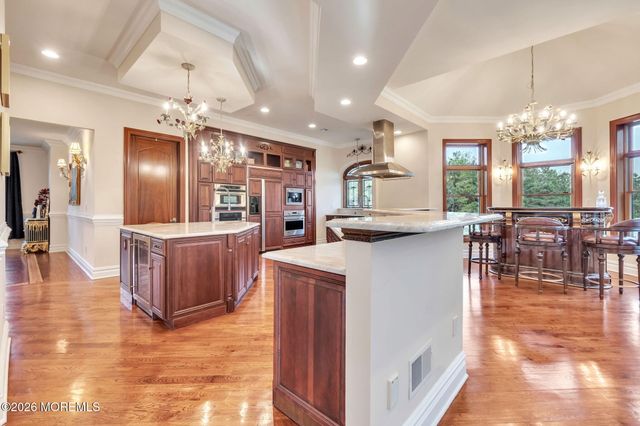 37 Robbins Road S, Millstone, NJ 08510