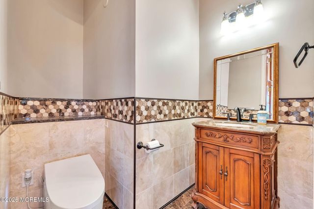 37 Robbins Road S, Millstone, NJ 08510