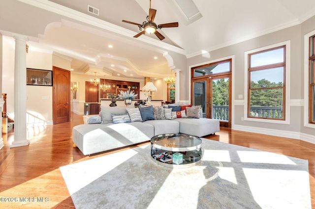 37 Robbins Road S, Millstone, NJ 08510
