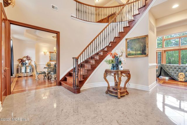 37 Robbins Road S, Millstone, NJ 08510