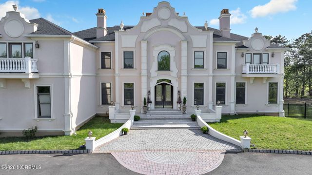 37 Robbins Road S, Millstone, NJ 08510