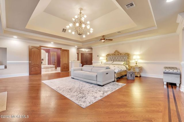 37 Robbins Road S, Millstone, NJ 08510