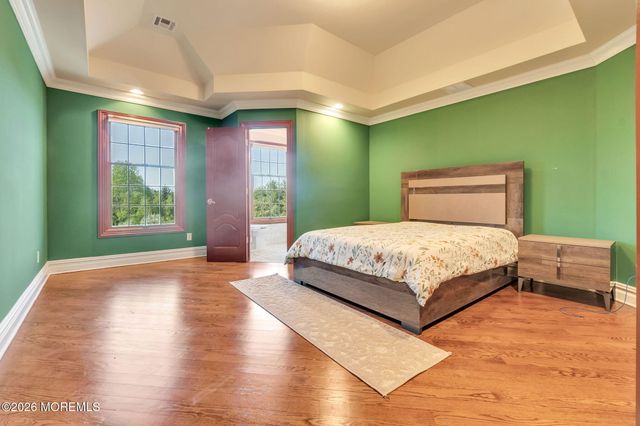37 Robbins Road S, Millstone, NJ 08510