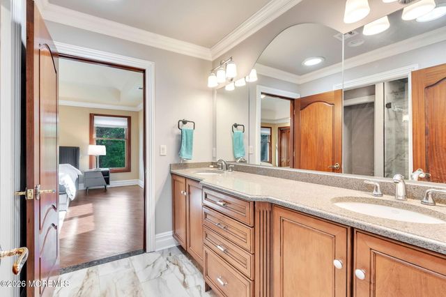 37 Robbins Road S, Millstone, NJ 08510