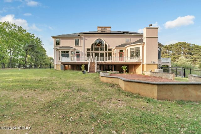 37 Robbins Road S, Millstone, NJ 08510