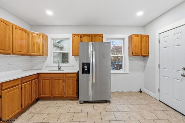 288 William St, East Orange City, NJ 07017