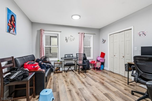 288 William St, East Orange City, NJ 07017