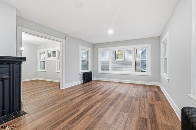 288 William St, East Orange City, NJ 07017