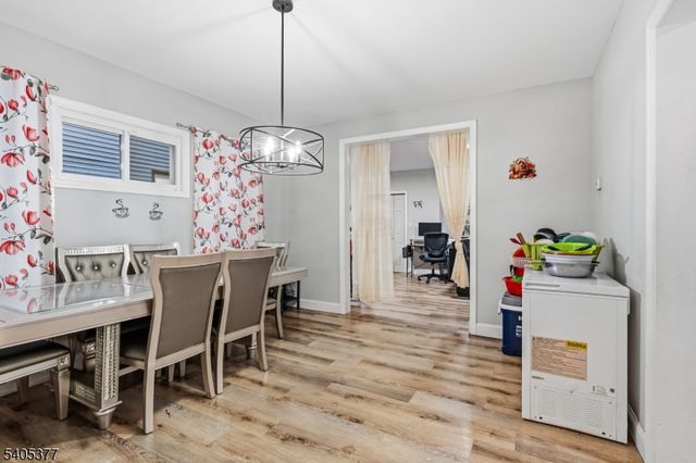 288 William St, East Orange City, NJ 07017