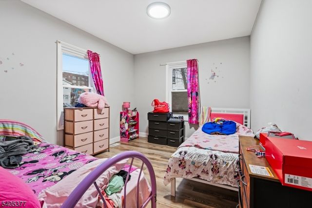 288 William St, East Orange City, NJ 07017