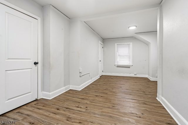 288 William St, East Orange City, NJ 07017