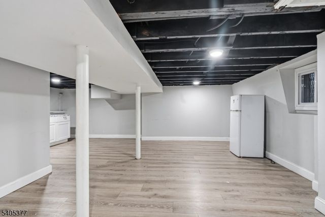 288 William St, East Orange City, NJ 07017