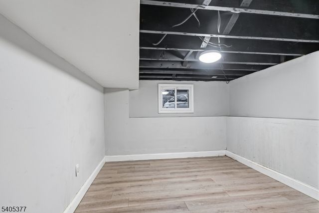 288 William St, East Orange City, NJ 07017