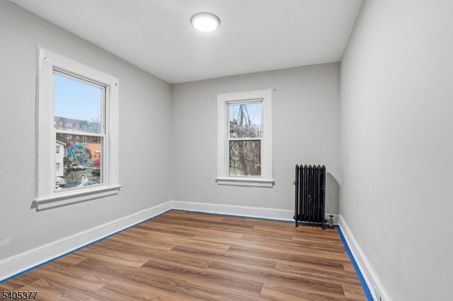 288 William St, East Orange City, NJ 07017