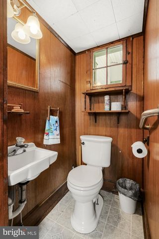 472 DALEVILLE RD, Cochranville, PA 19330