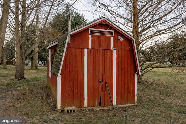 472 DALEVILLE RD, Cochranville, PA 19330