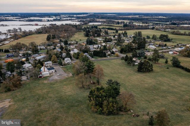 472 DALEVILLE RD, Cochranville, PA 19330