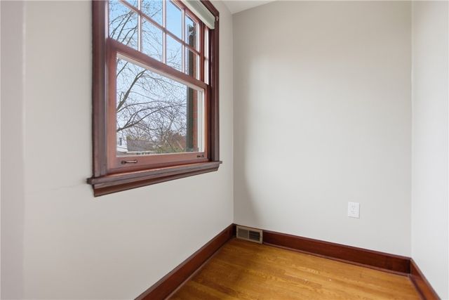 811 W Monroe Circle, Ross Twp, PA 15229