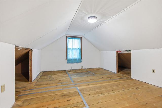 811 W Monroe Circle, Ross Twp, PA 15229