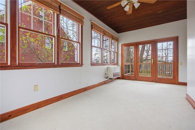 811 W Monroe Circle, Ross Twp, PA 15229