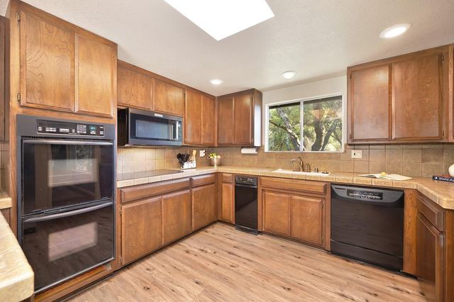 5005 Shady Creek Ln, Granite Bay, CA 95746