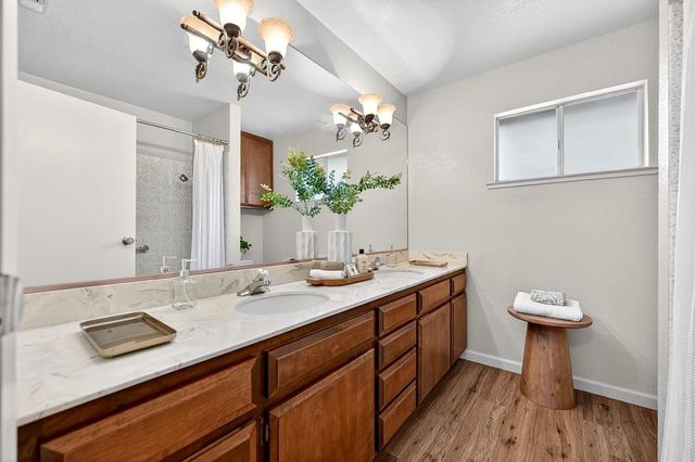 5005 Shady Creek Ln, Granite Bay, CA 95746