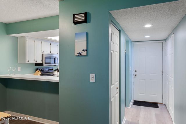 222 HIAWATHA Court 222, East Palatka, FL 32131