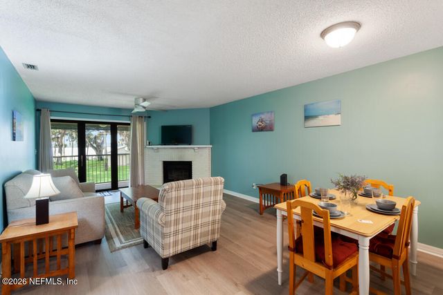 222 HIAWATHA Court 222, East Palatka, FL 32131