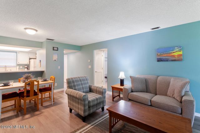 222 HIAWATHA Court 222, East Palatka, FL 32131