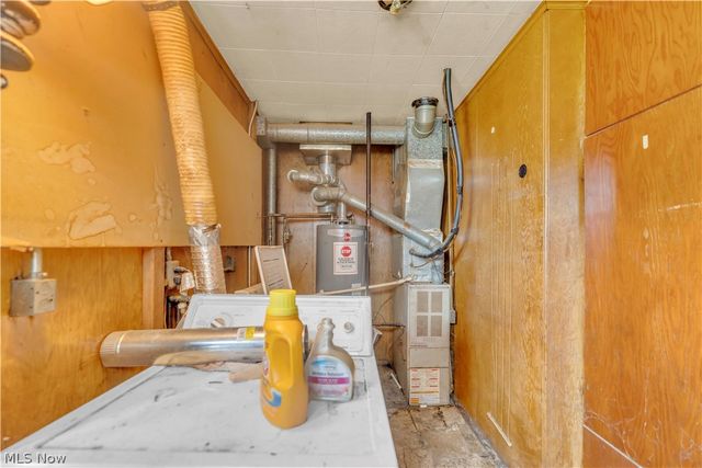12518 Leeila Avenue, Cleveland, OH 44135