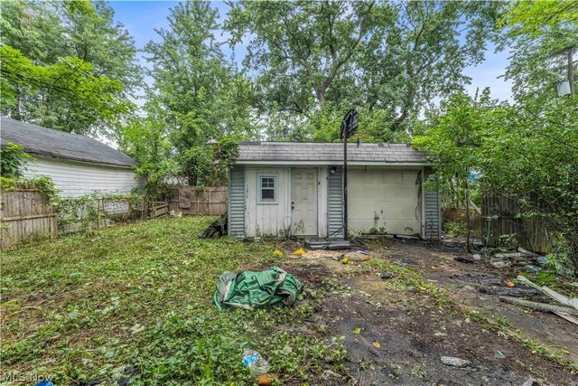 12518 Leeila Avenue, Cleveland, OH 44135
