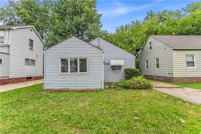 12518 Leeila Avenue, Cleveland, OH 44135