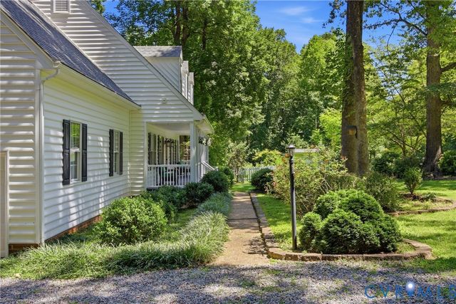 1915 Norwood Creek Dr, Powhatan, VA 23139