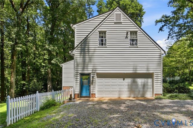 1915 Norwood Creek Dr, Powhatan, VA 23139
