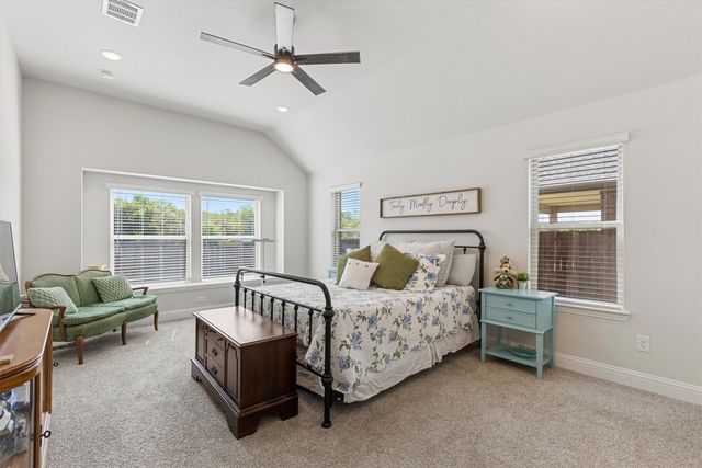 805 Willowbanks Drive, Nevada, TX 75173