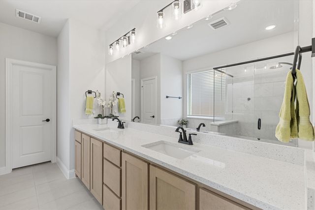 805 Willowbanks Drive, Nevada, TX 75173