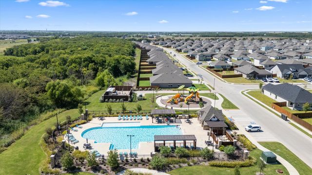 805 Willowbanks Drive, Nevada, TX 75173