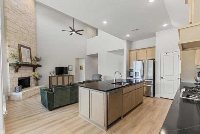 805 Willowbanks Drive, Nevada, TX 75173