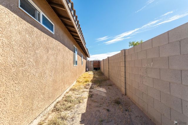3804 S Kimball Ave, Yuma, AZ 85365