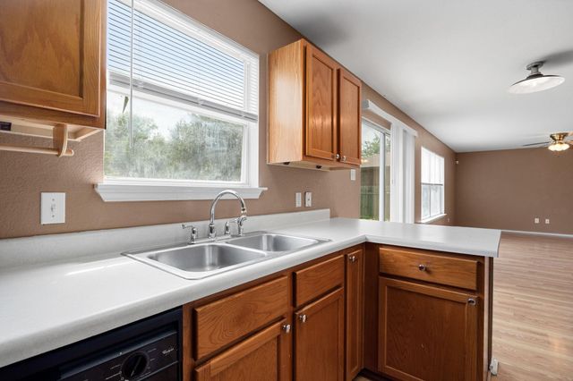 12033 Kilmartin LN, Austin, TX 78754