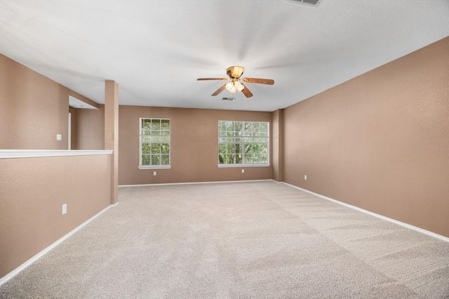 12033 Kilmartin LN, Austin, TX 78754
