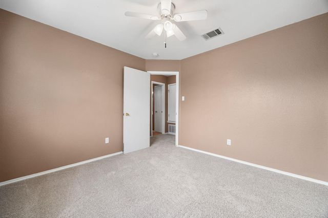 12033 Kilmartin LN, Austin, TX 78754