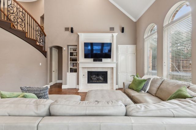 823 Edgewood Drive, Keller, TX 76248