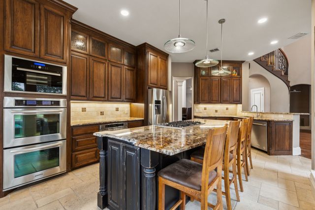 823 Edgewood Drive, Keller, TX 76248