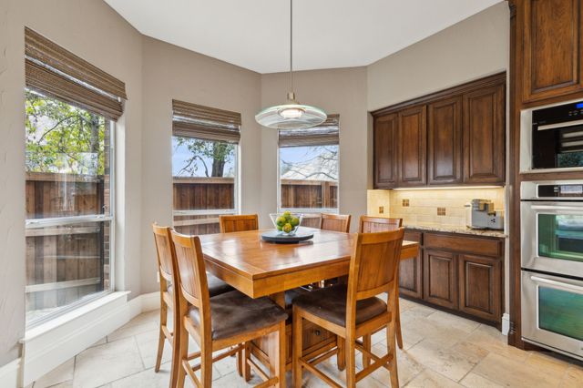 823 Edgewood Drive, Keller, TX 76248