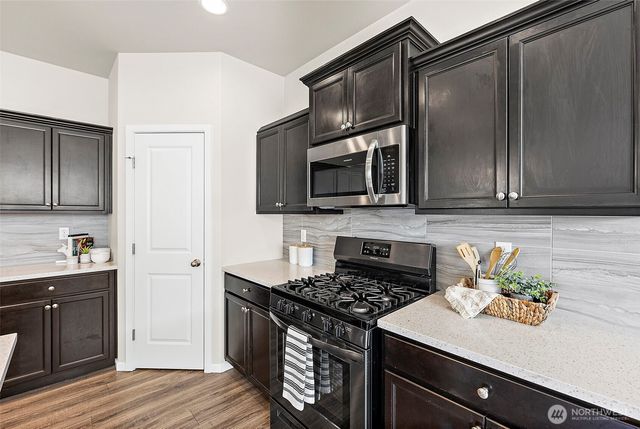 17607 28th Avenue Ct E, Tacoma, WA 98445