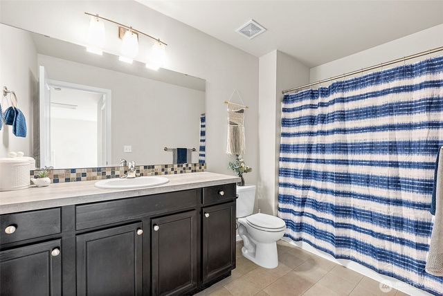 17607 28th Avenue Ct E, Tacoma, WA 98445