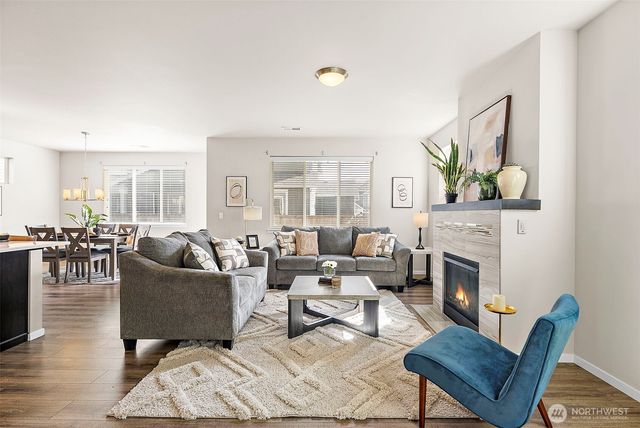 17607 28th Avenue Ct E, Tacoma, WA 98445