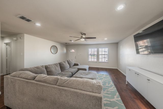 6601 Longleaf Lane, Denton, TX 76210